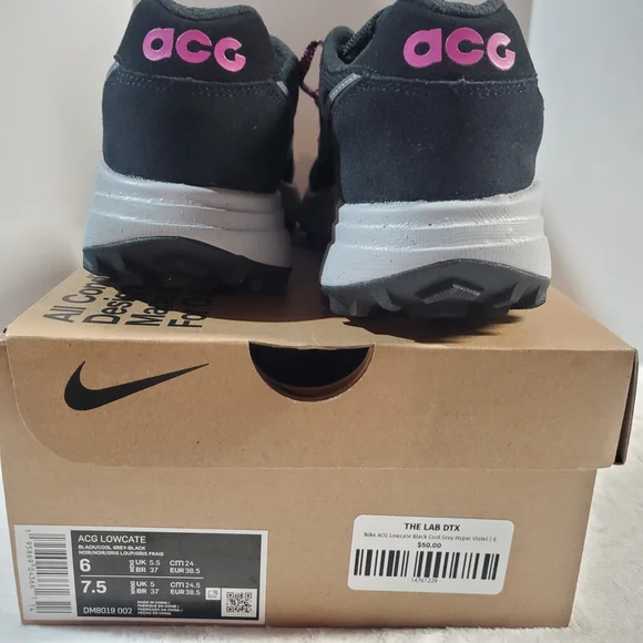 Nike ACG Lowcate Black and Pink Athletic Shoes - Picture 4 of 6